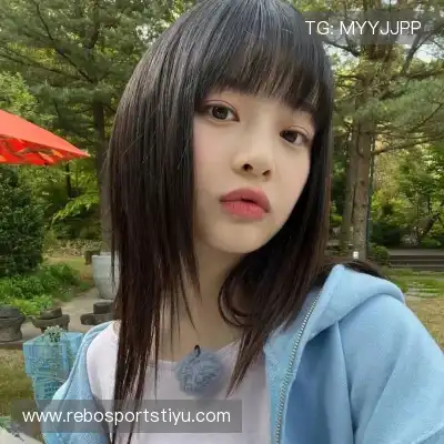 莫青